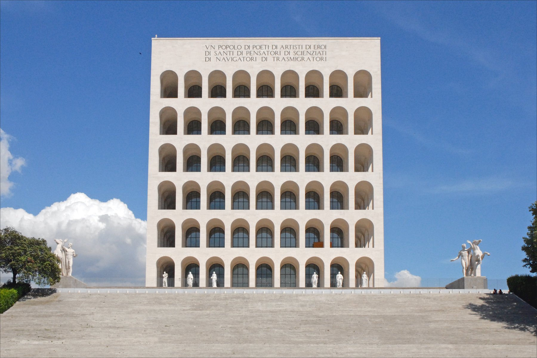 Palazzo della civilta Source: https://upload.wikimedia.org/wikipedia/commons/9/9f/Palazzo_della_civiltà_del_lavoro_(EUR,_Rome)_(5904657870).jpg