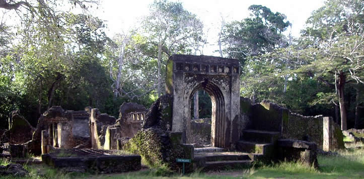 http://gounesco.com.s3-ap-southeast-1.amazonaws.com/wp-content/uploads/2014/05/09143349/gede-ruins.jpg