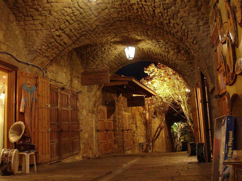 Byblos By night!